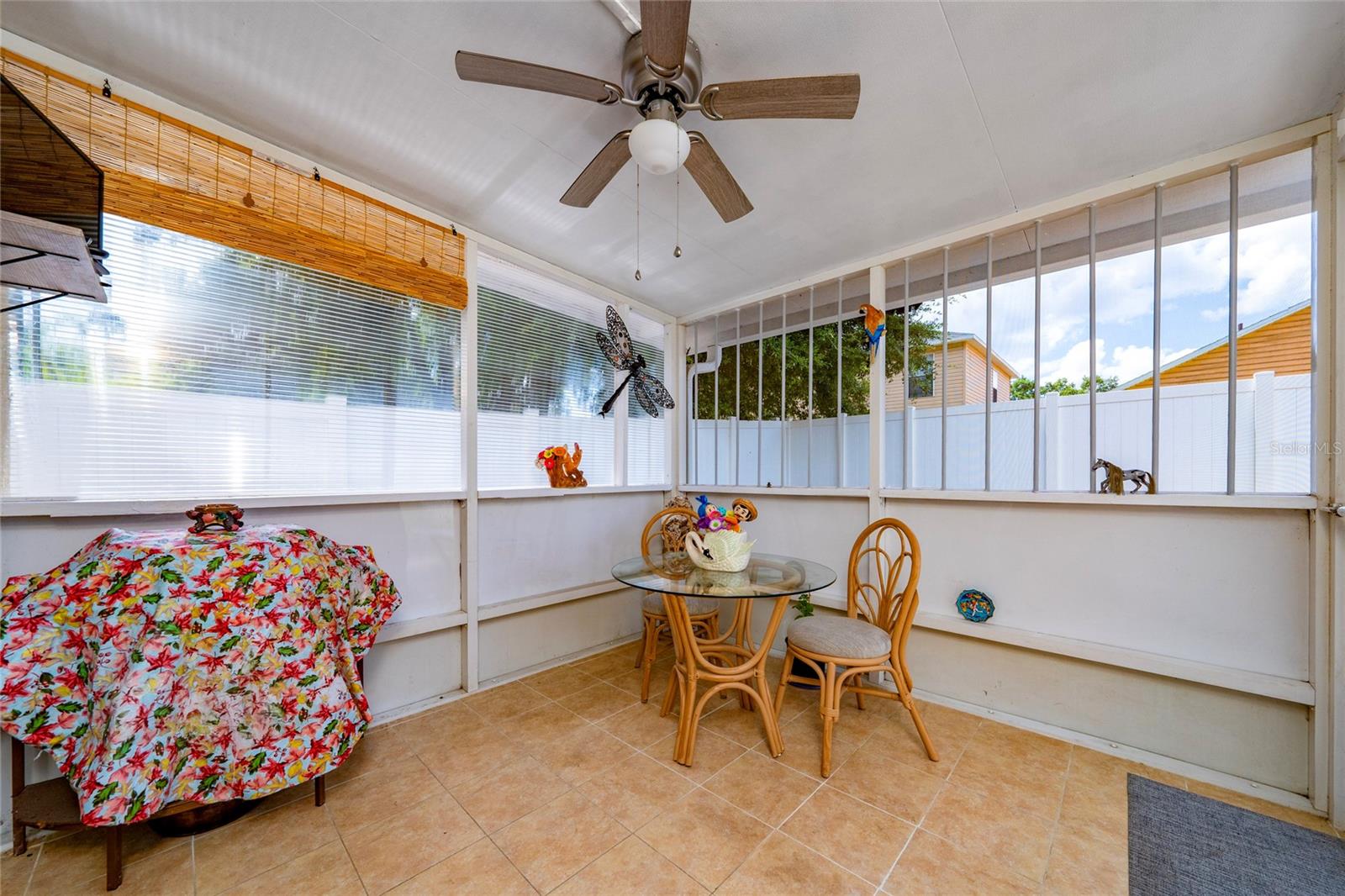Image 26 of 36 For 10934 Rushwood Way