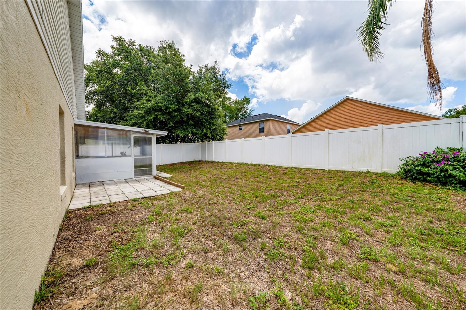 Image 29 of 36 For 10934 Rushwood Way