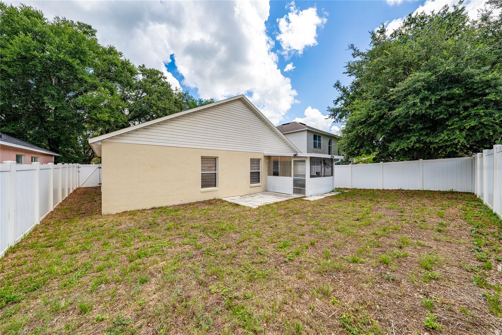 Image 30 of 36 For 10934 Rushwood Way