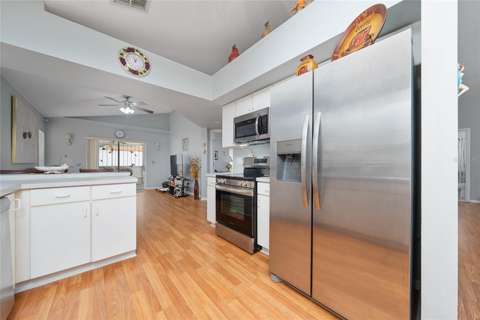 Image 5 of 36 For 10934 Rushwood Way