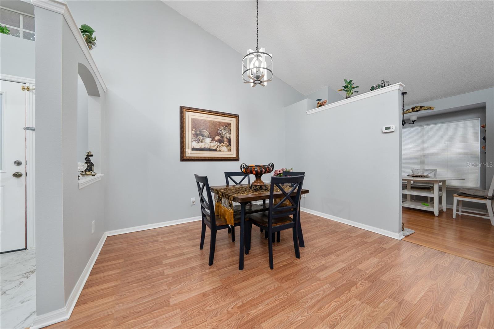 Image 9 of 36 For 10934 Rushwood Way
