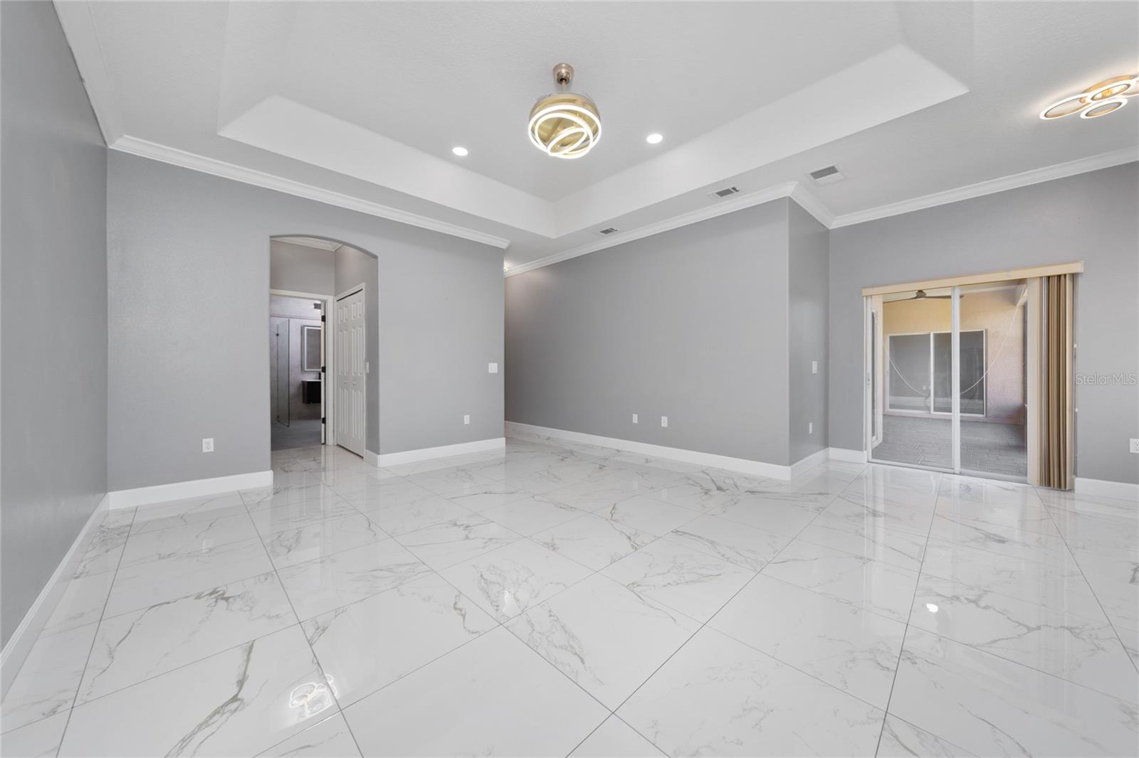 Image 5 of 44 For 1950 Windward Oaks Court