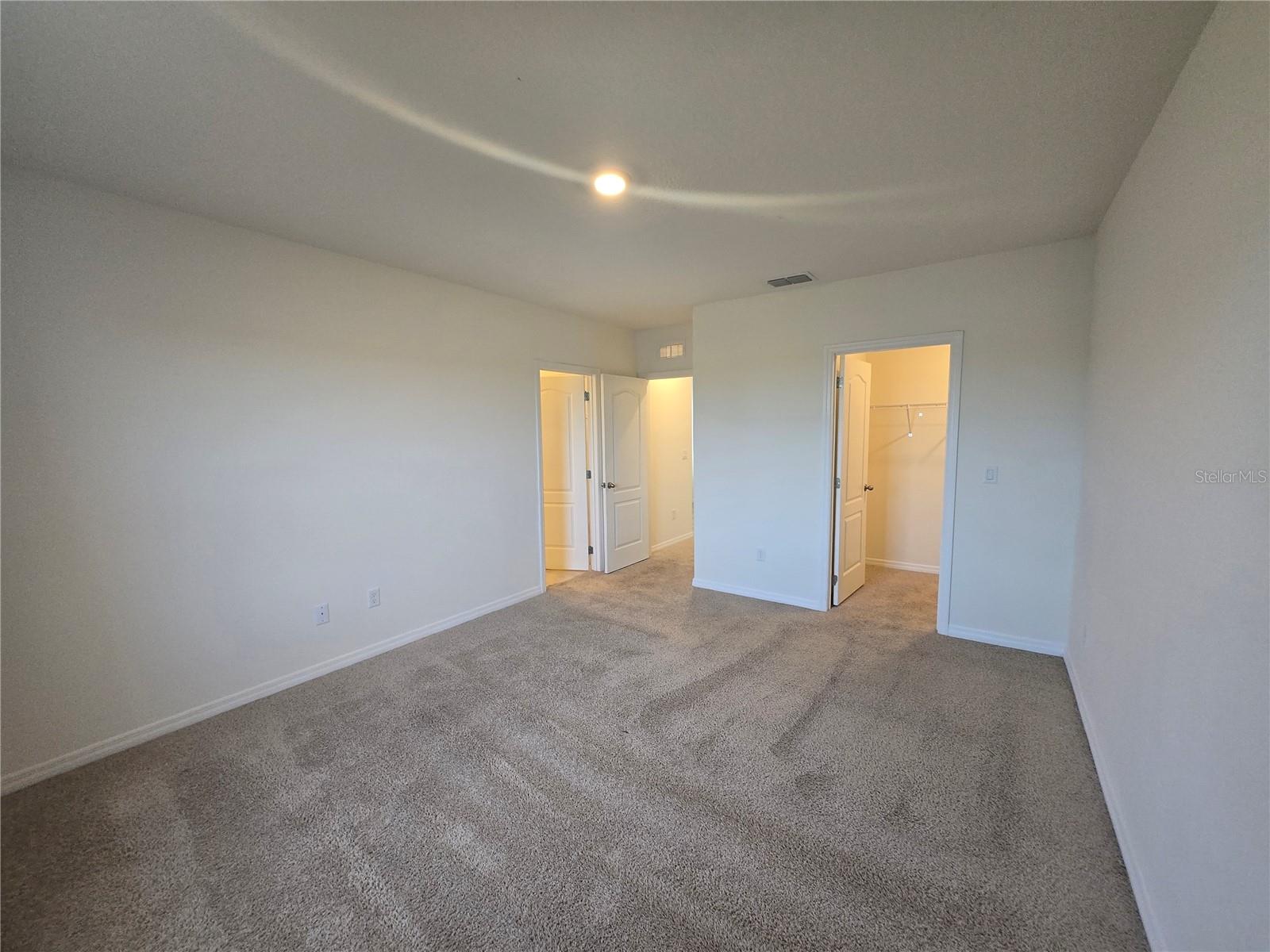 Image 15 of 38 For 1097 Blue Jay Drive