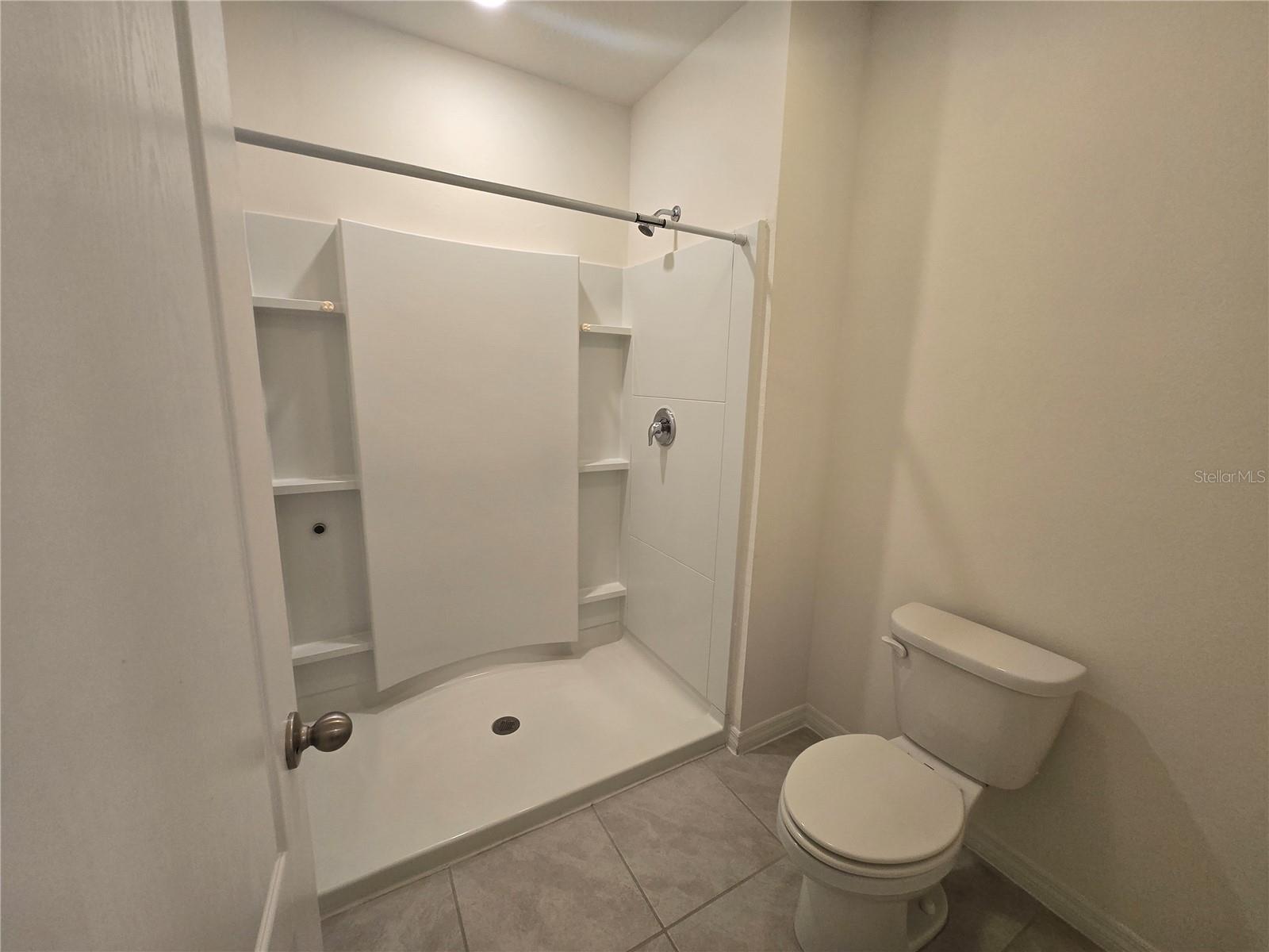 Image 21 of 38 For 1097 Blue Jay Drive