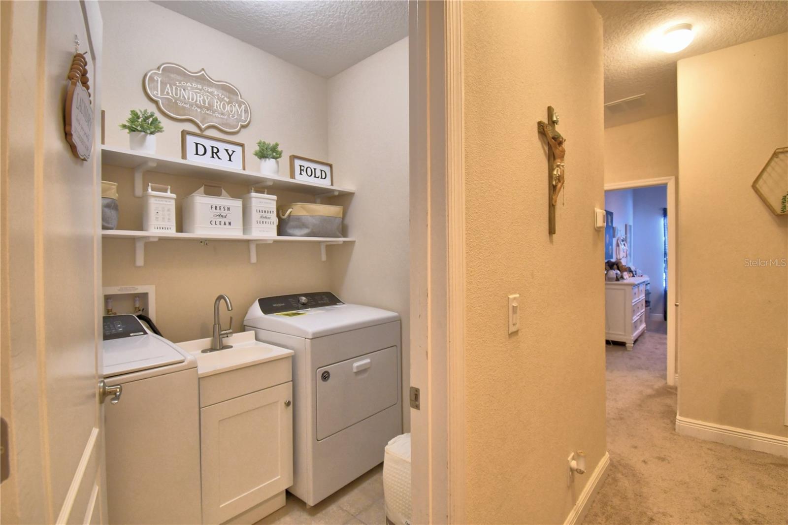 Image 16 of 41 For 7401 Leighside Drive