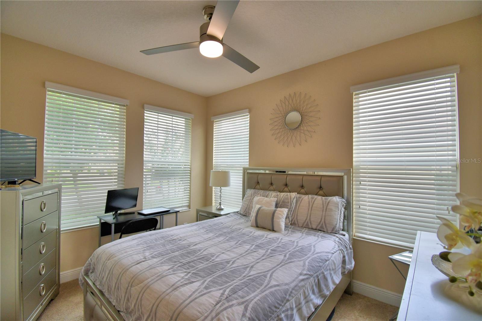 Image 22 of 41 For 7401 Leighside Drive