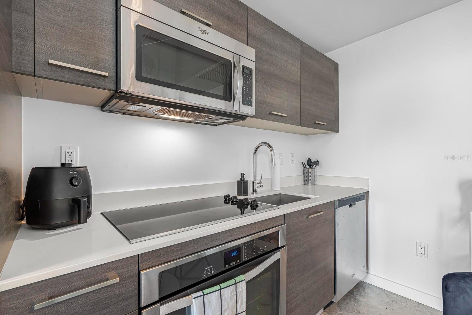 Image 14 of 28 For 151 1st  2804