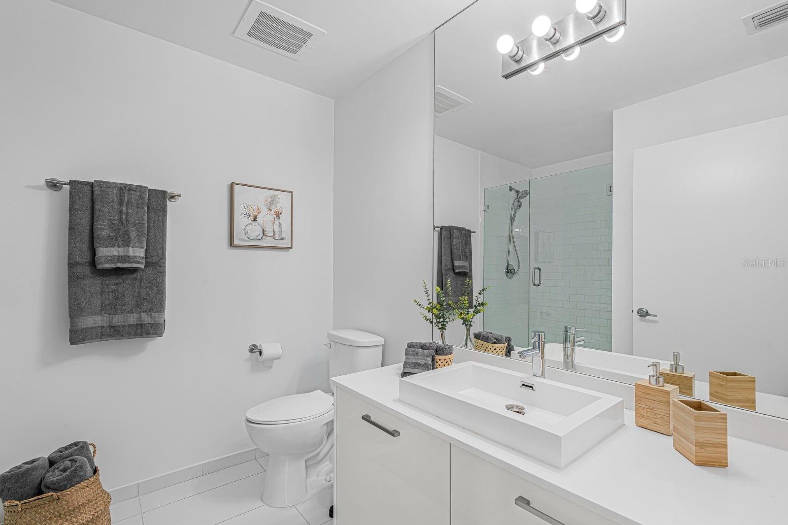 Image 7 of 28 For 151 1st  2804