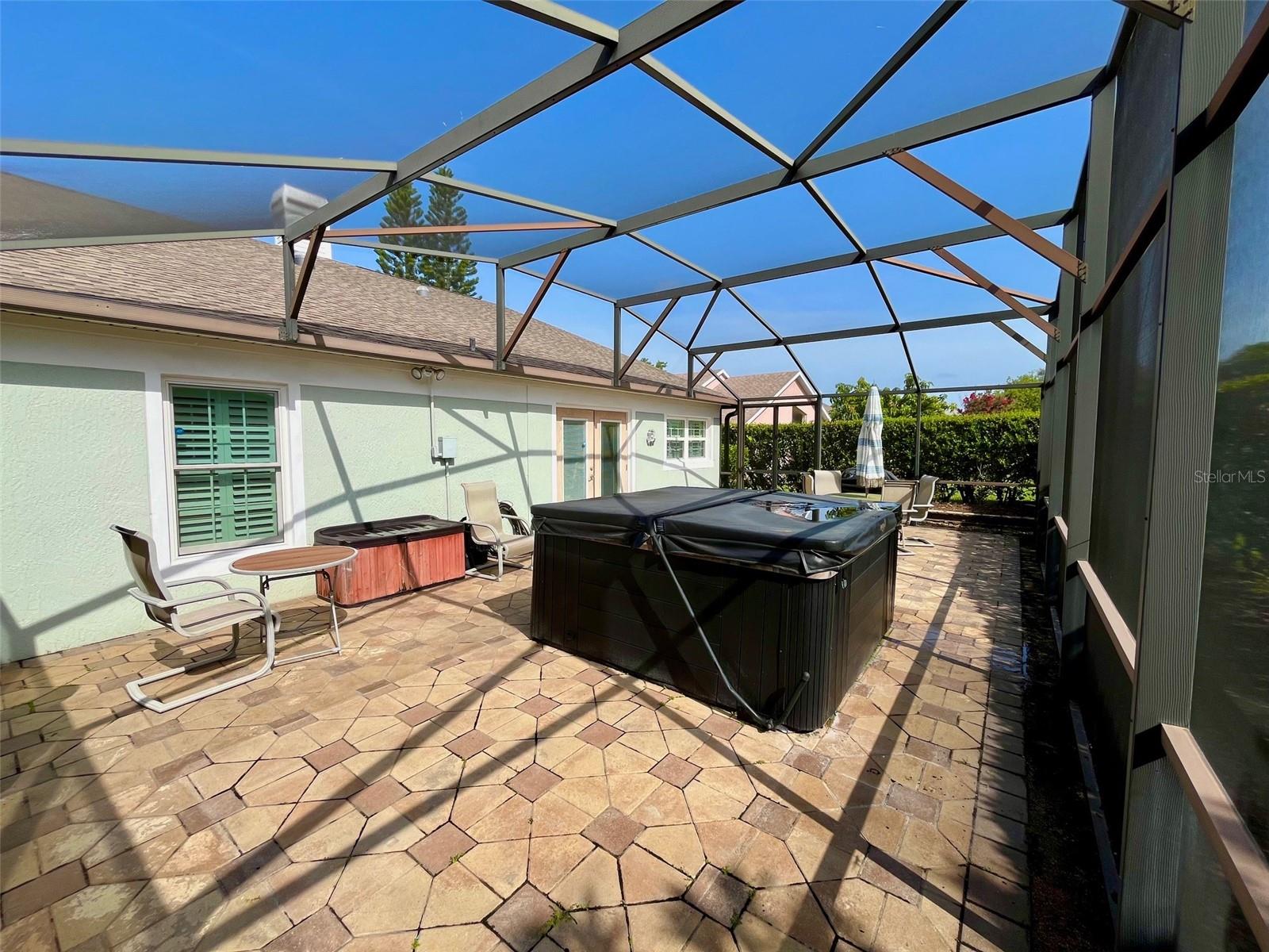 Image 27 of 33 For 3407 Santa Monica Drive