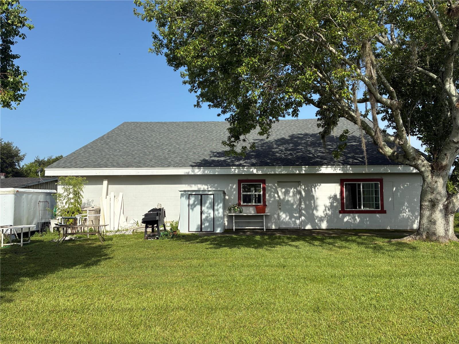 Image 9 of 9 For 2619 Milton Avenue