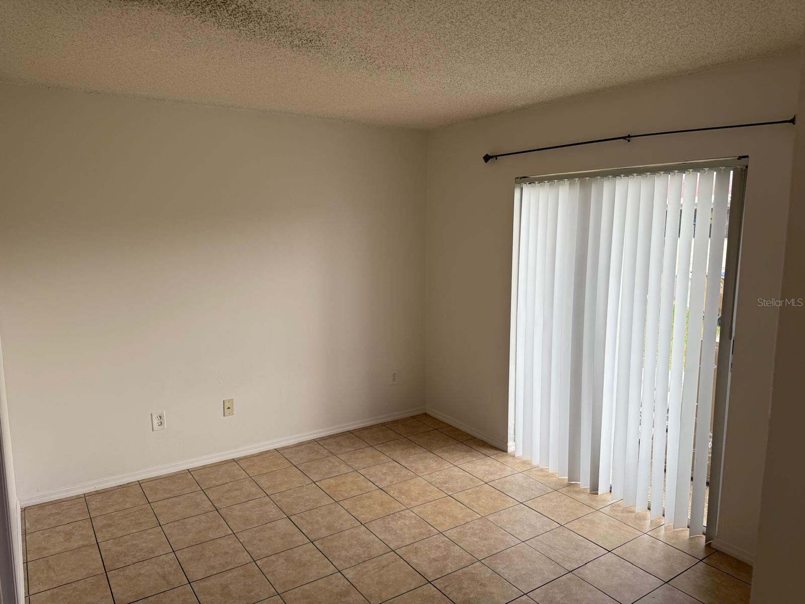 Image 5 of 9 For 46 Lago Mesa Way