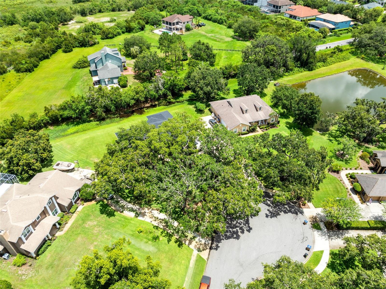 Image 8 of 35 For 5204 Hammock Pointe Court