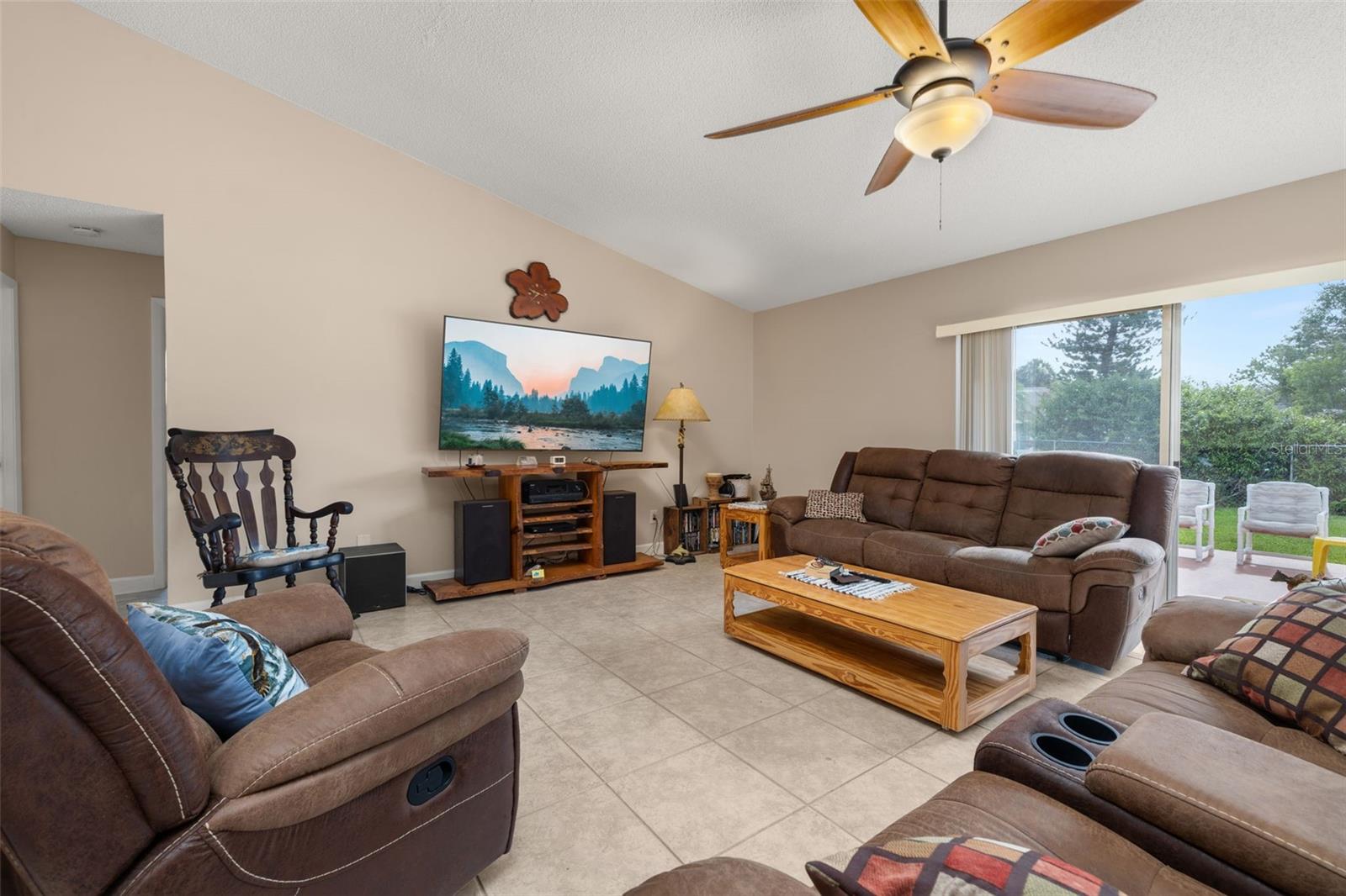 Image 10 of 69 For 2569 Tandori Circle