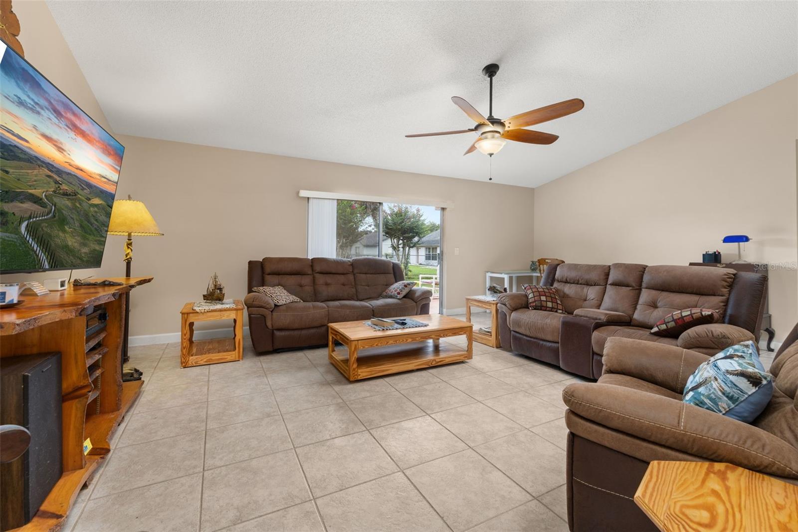 Image 12 of 69 For 2569 Tandori Circle