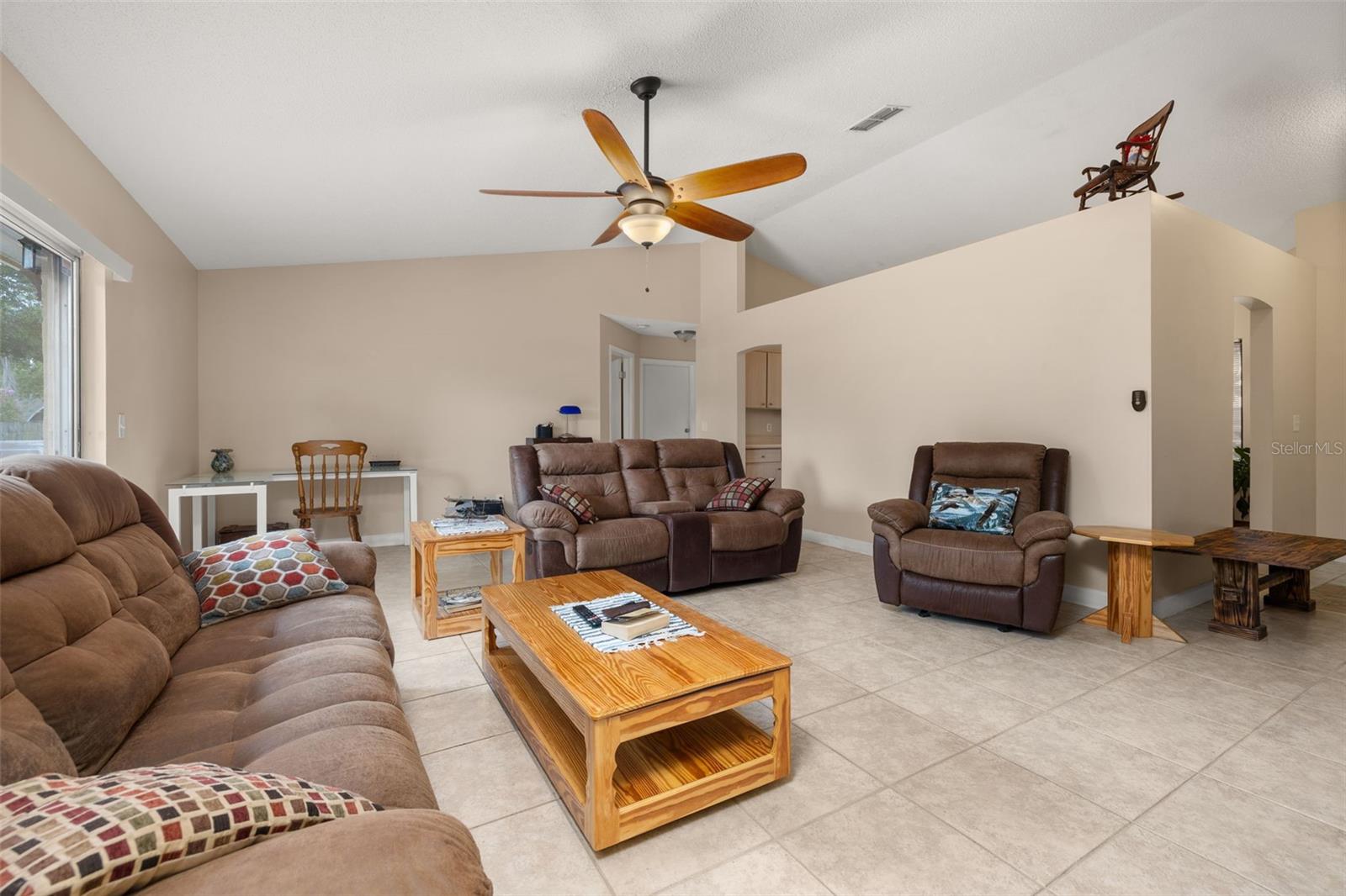 Image 13 of 69 For 2569 Tandori Circle