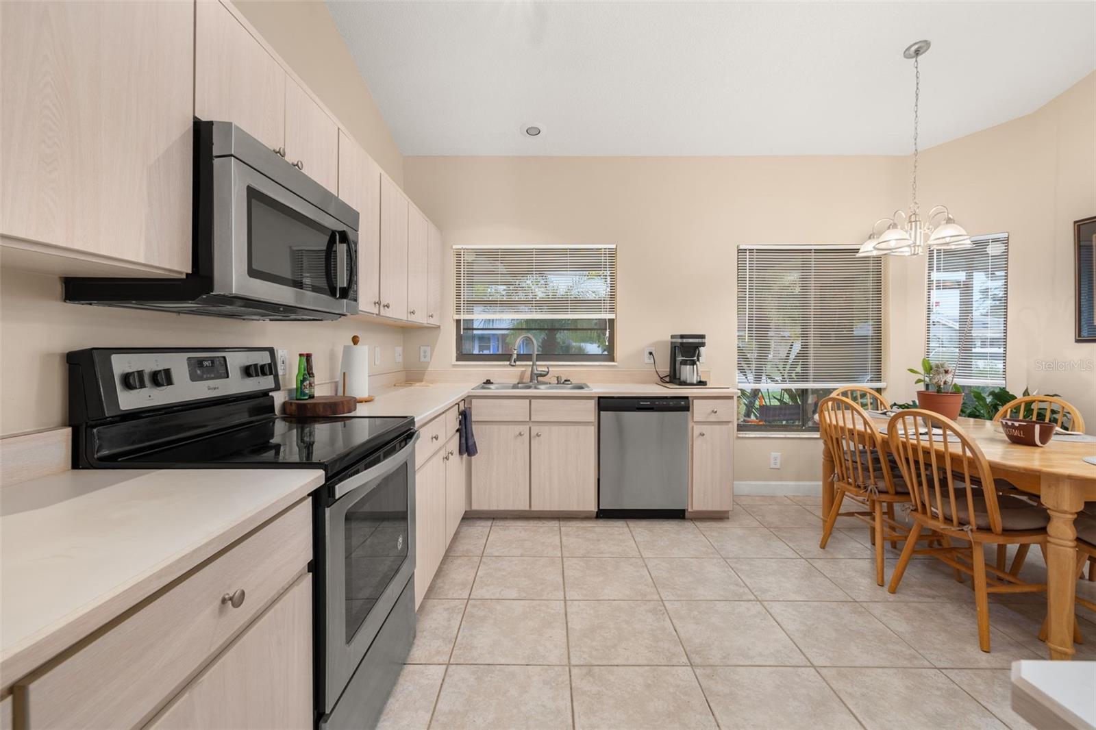 Image 7 of 69 For 2569 Tandori Circle