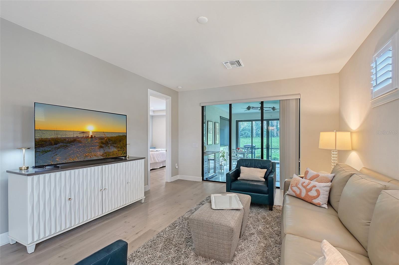 Image 12 of 55 For 17109 Kenton Terrace