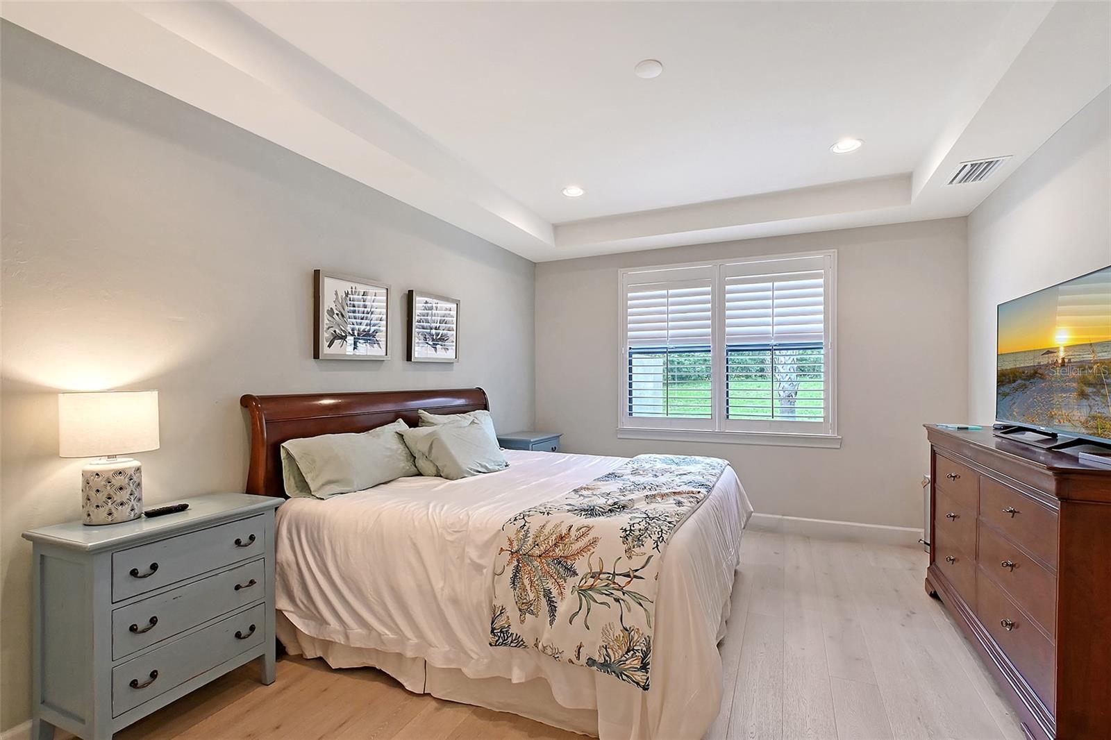 Image 17 of 55 For 17109 Kenton Terrace