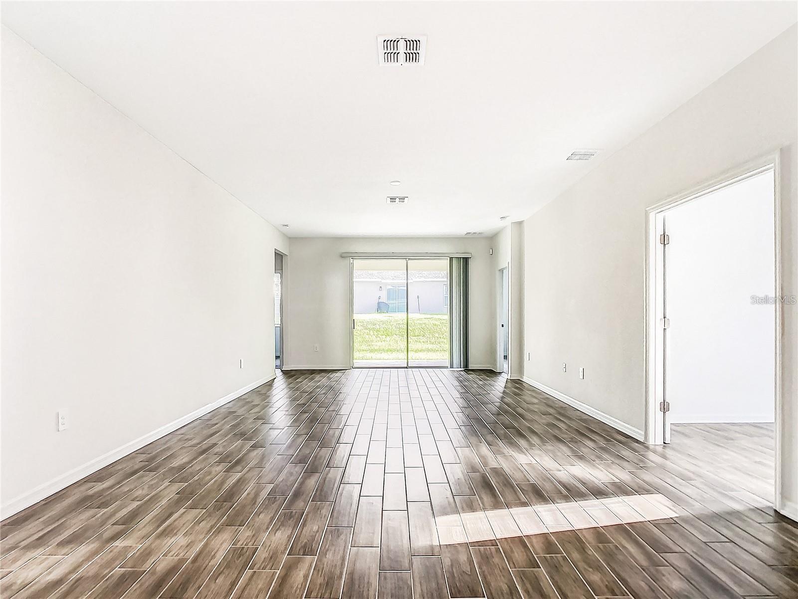 Image 15 of 25 For 664 Tanaro Lane