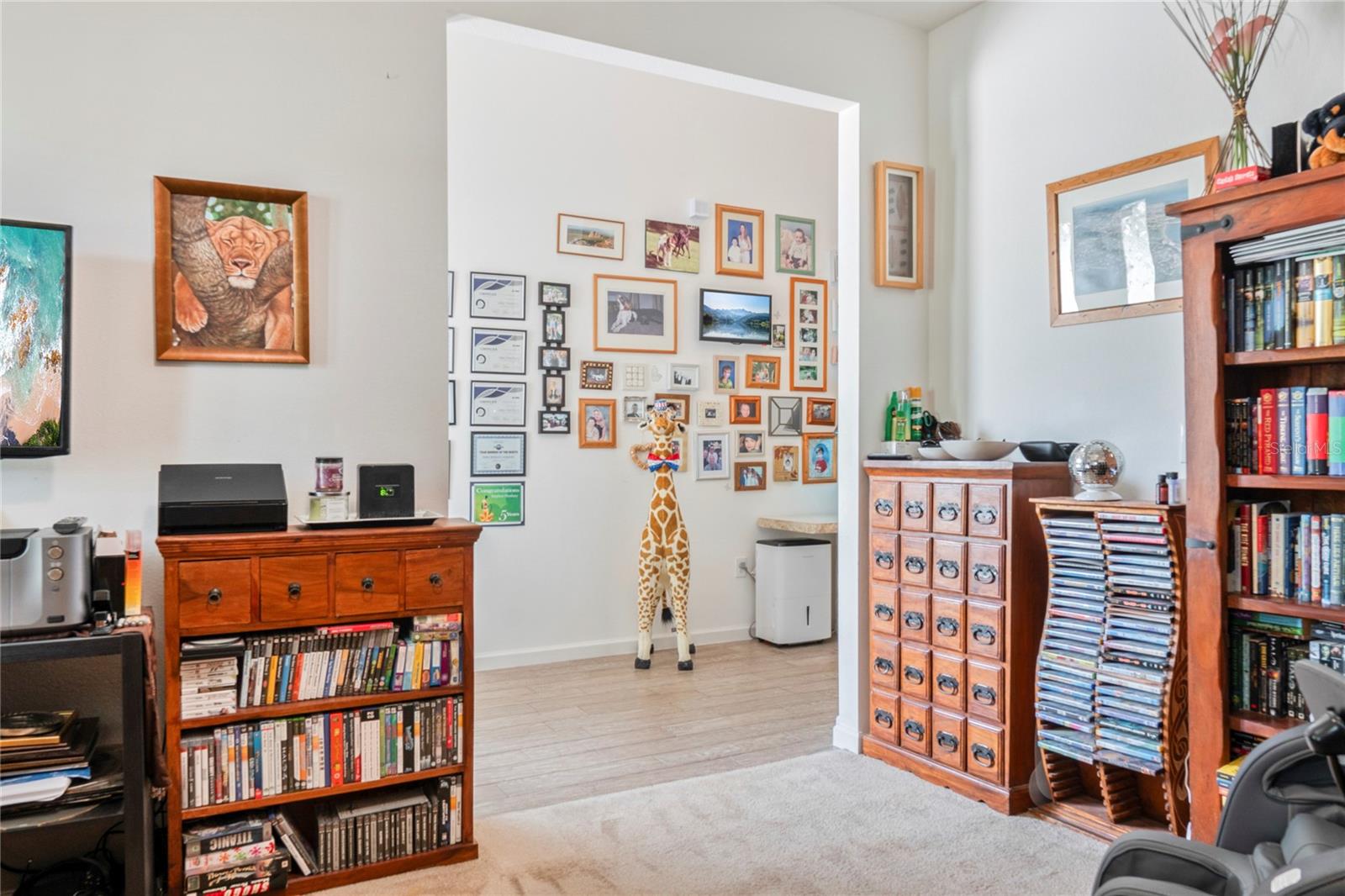 Image 9 of 72 For 6808 Goldflower Avenue