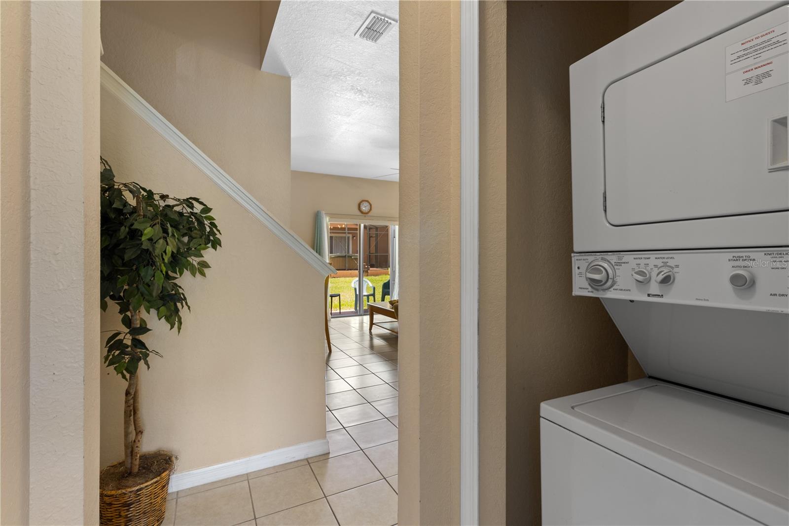 Image 18 of 69 For 2708 Camaro Drive