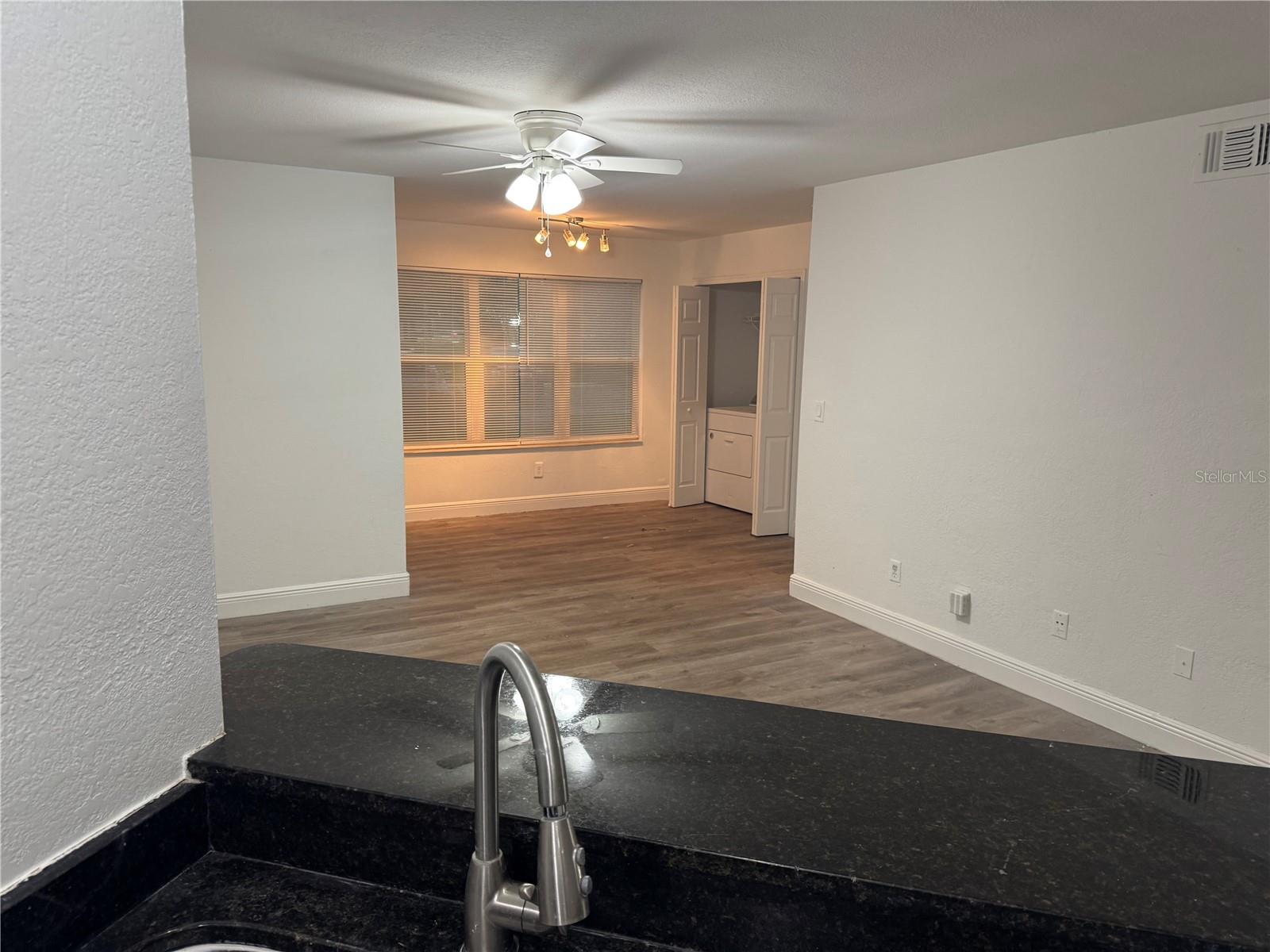 Image 6 of 13 For 4572 Commander Drive 1211
