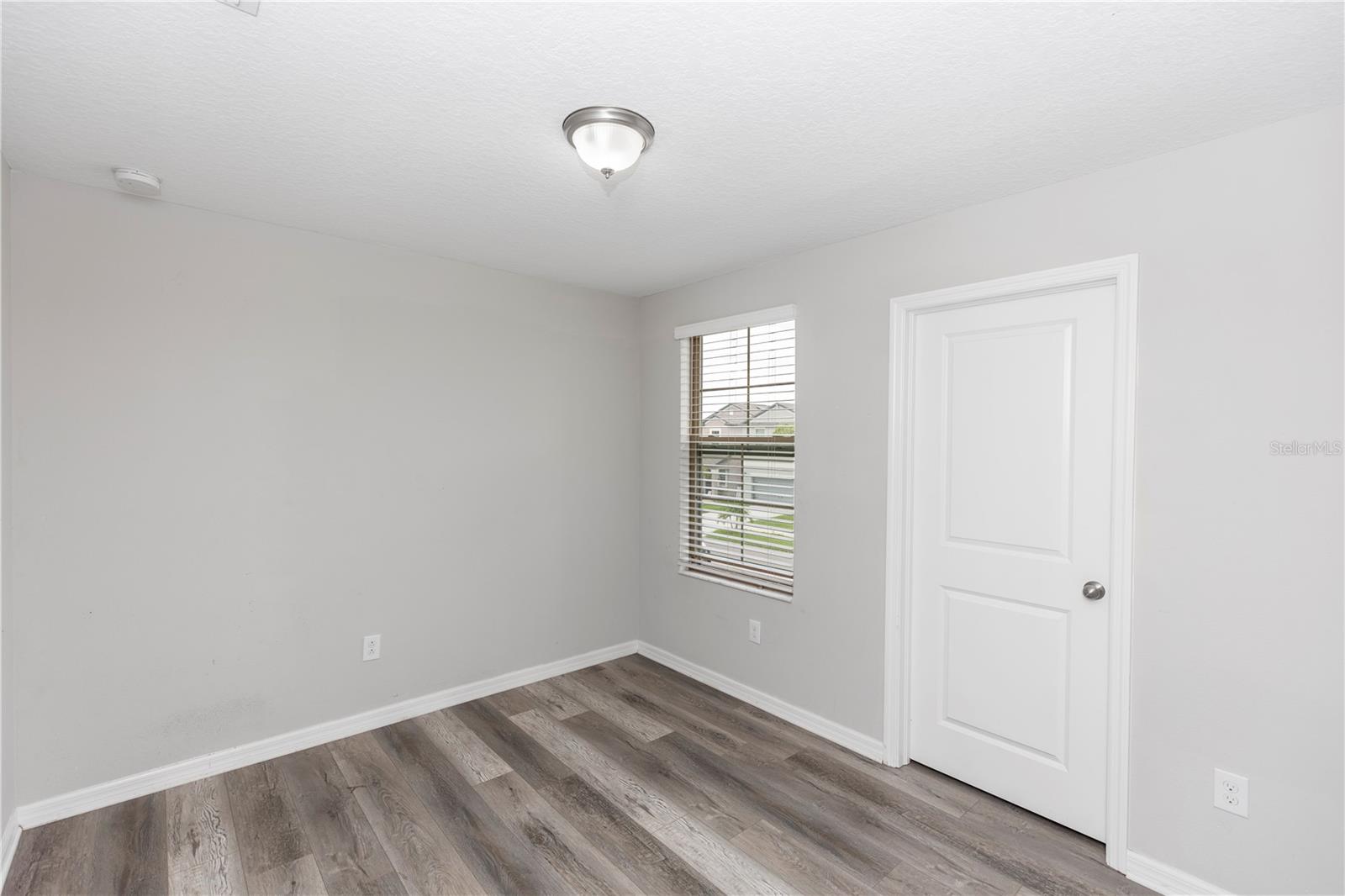 Listing photo id 17 for 7412 Pearly Everlasting Avenue