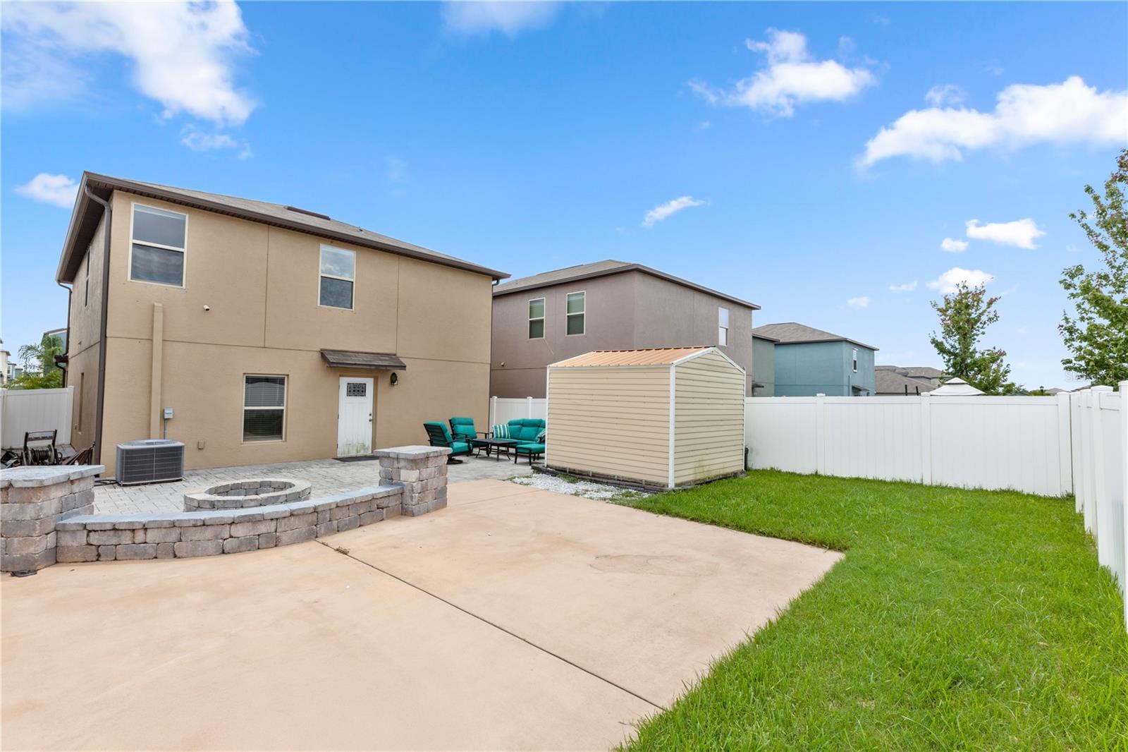 Listing photo id 28 for 7412 Pearly Everlasting Avenue
