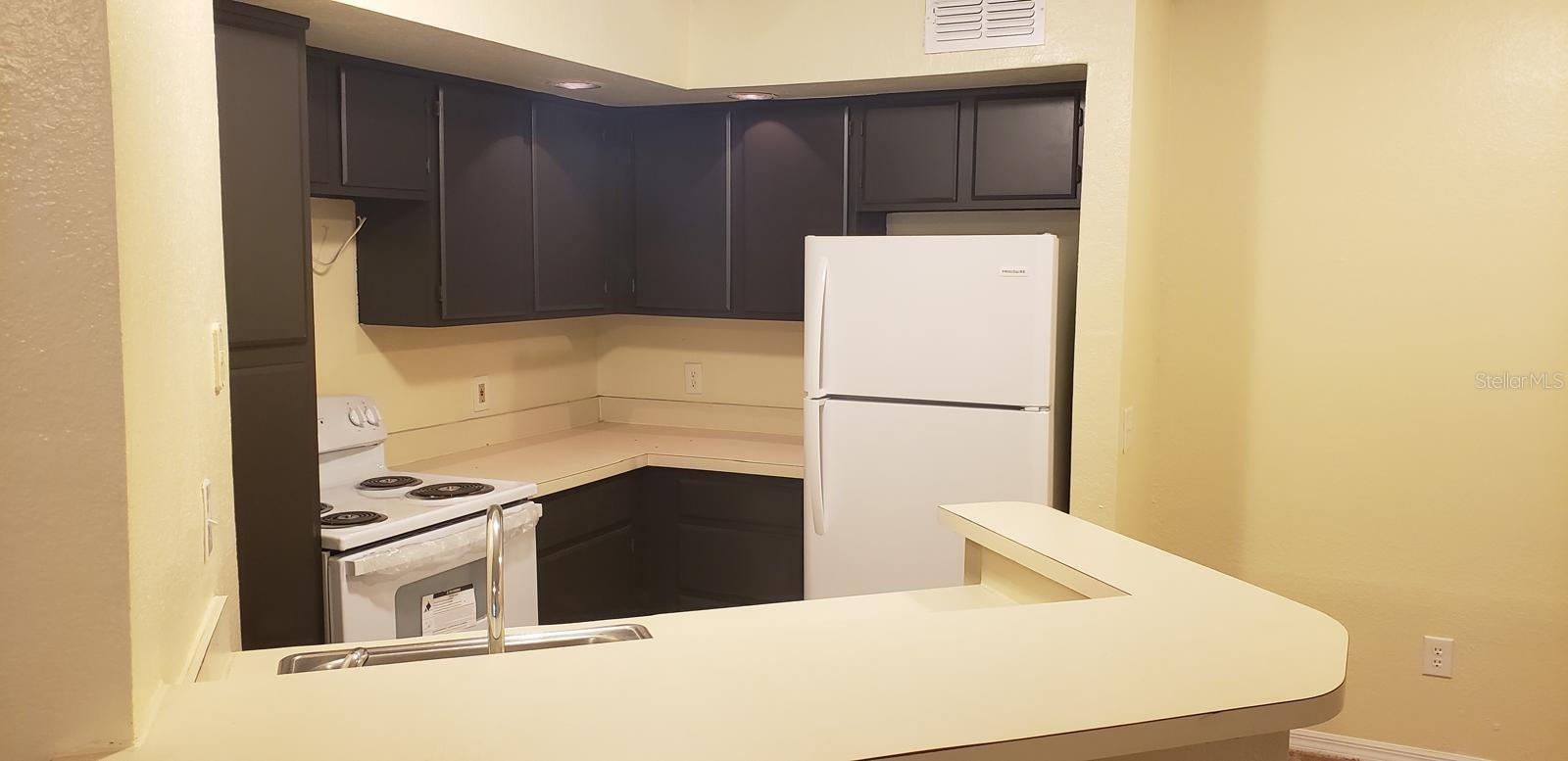 Image 13 of 15 For 4540 Commander Drive 2214