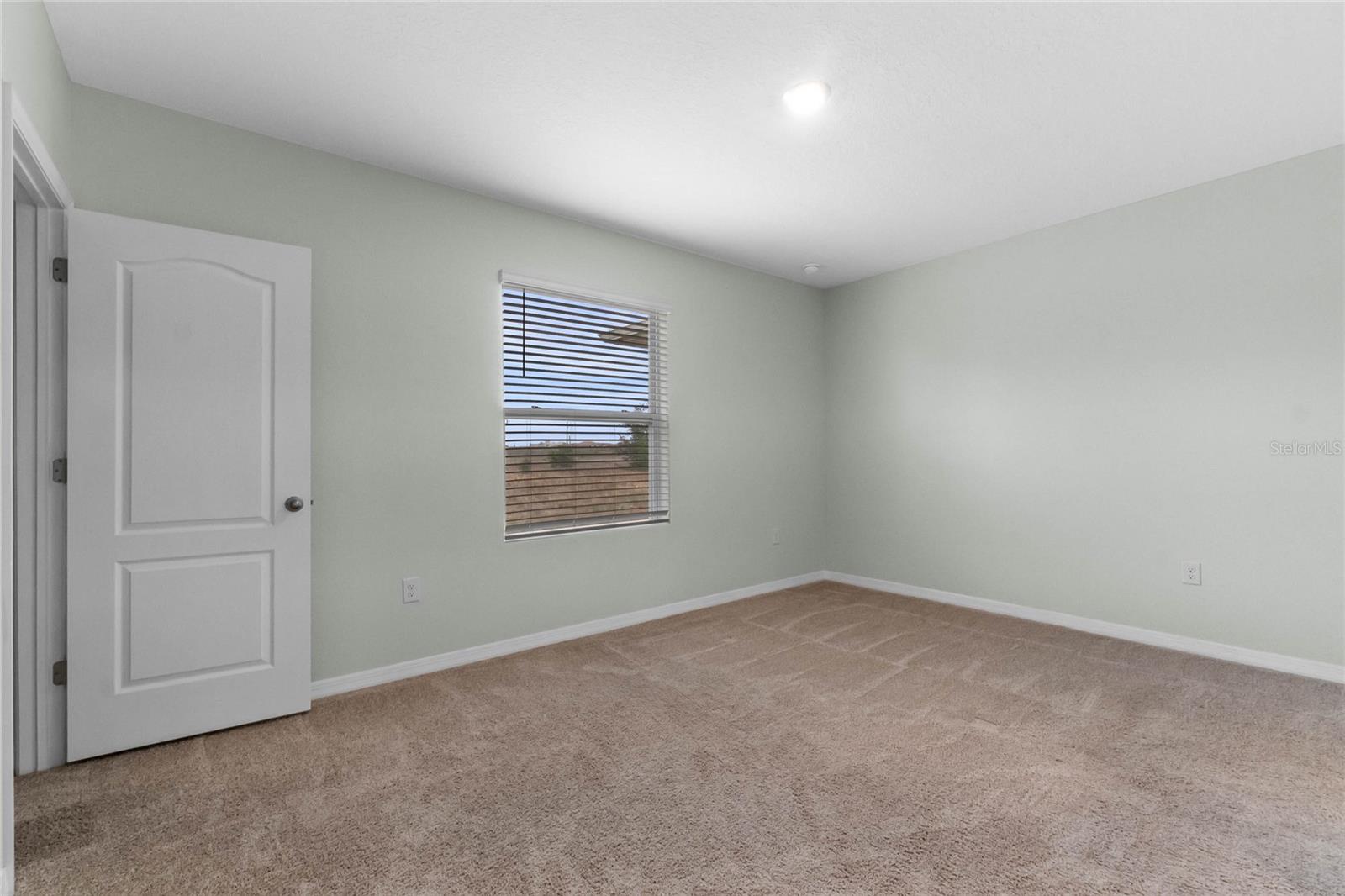 Image 10 of 28 For 390 Feltrim Reserve Boulevard