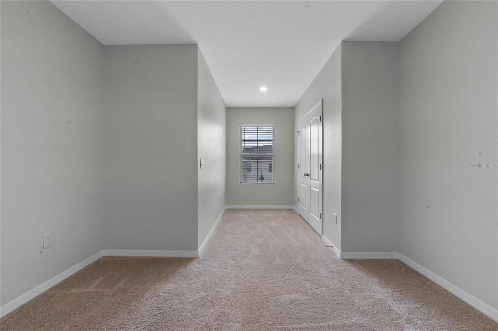 Image 14 of 28 For 390 Feltrim Reserve Boulevard