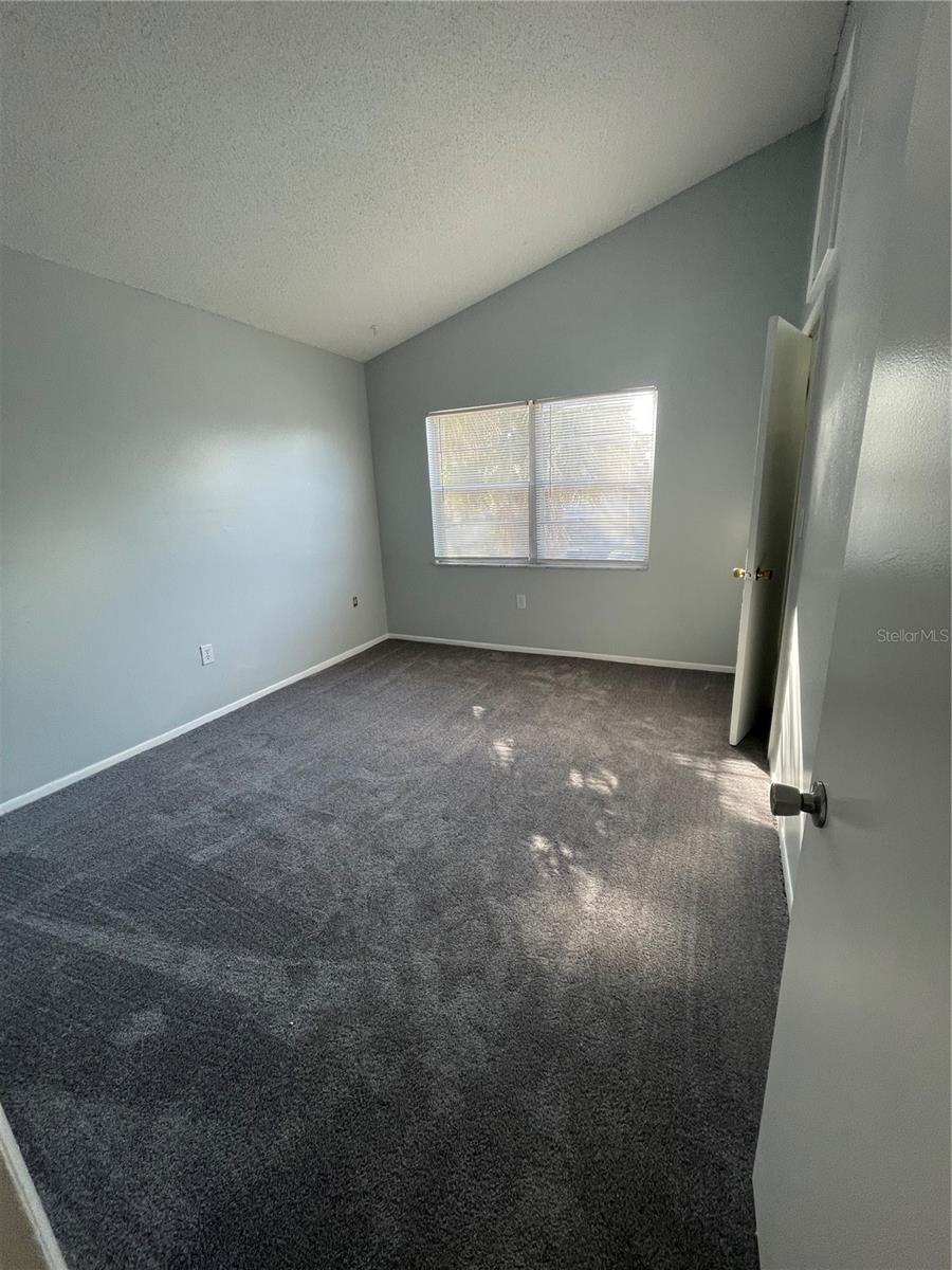 Image 19 of 26 For 6037 Amberly Court F35