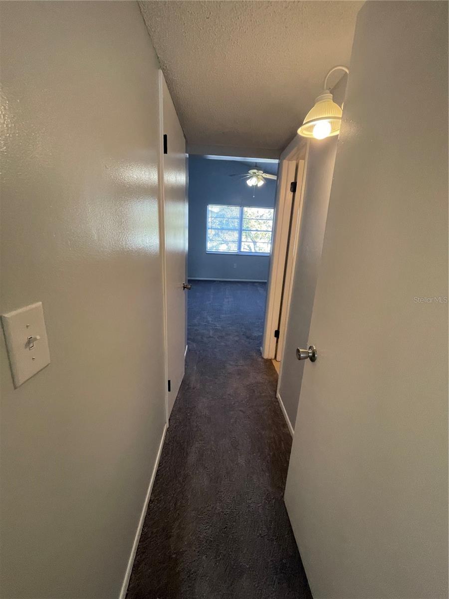 Image 21 of 26 For 6037 Amberly Court F35