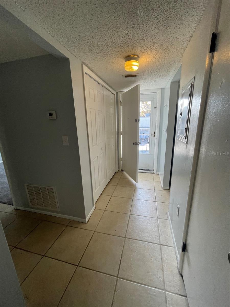 Image 7 of 26 For 6037 Amberly Court F35