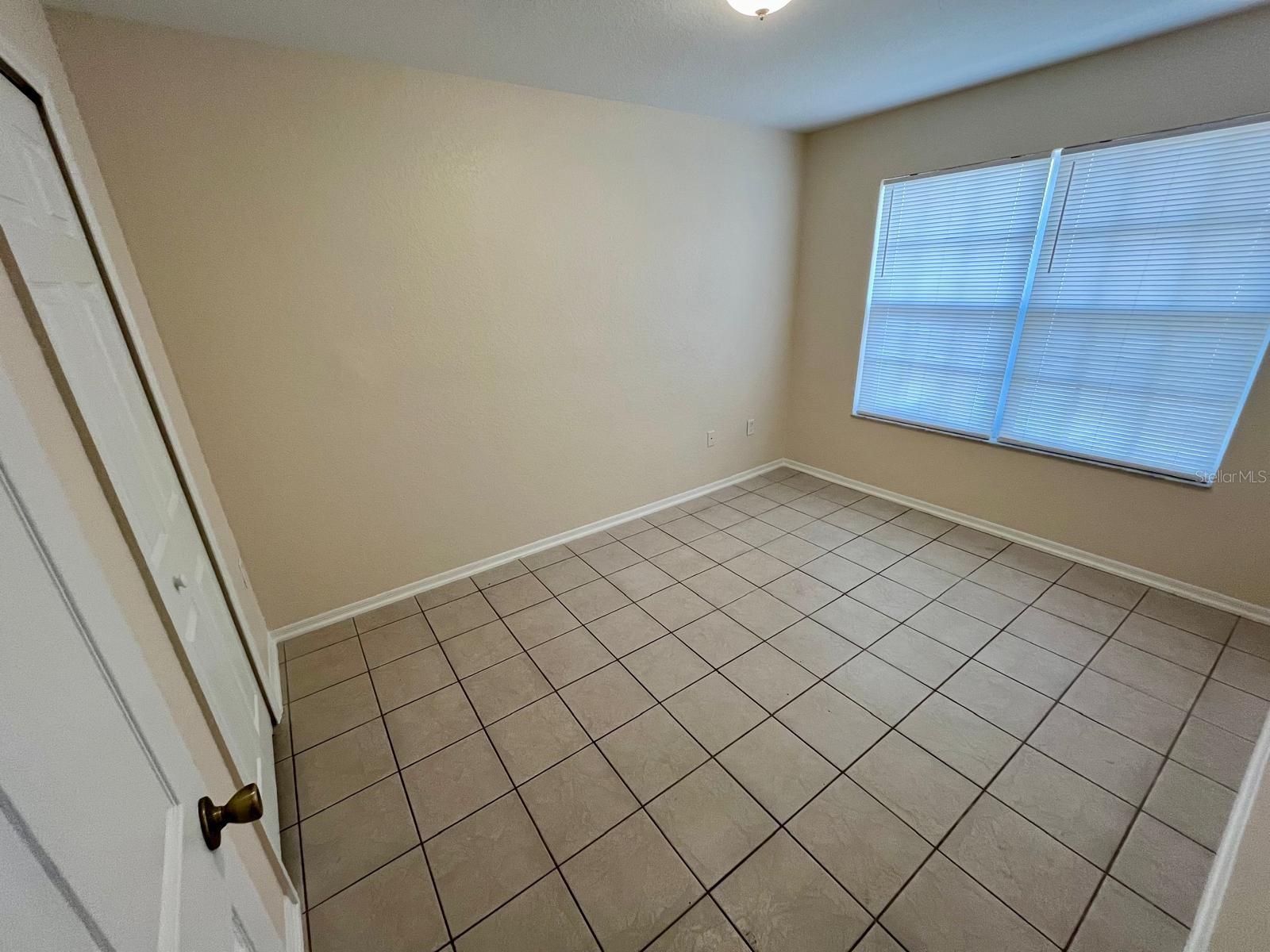 Image 9 of 11 For 2332 Prime Circle B