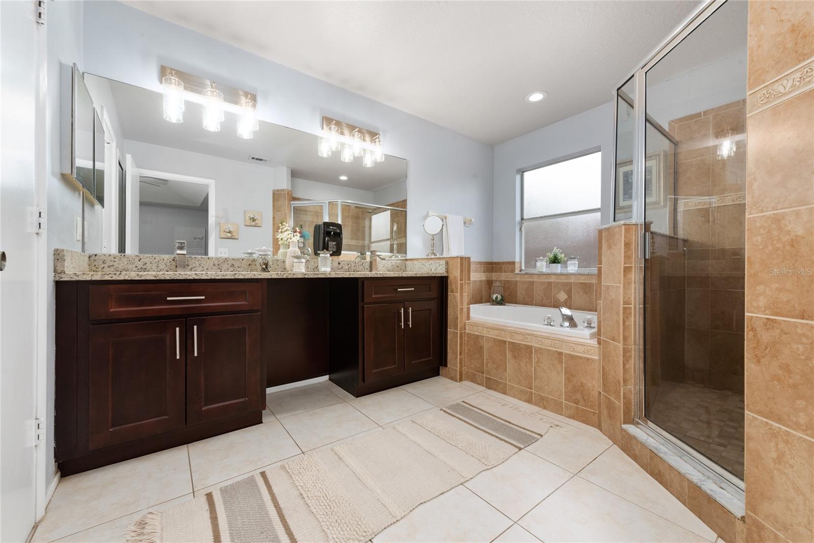 Image 33 of 36 For 13129 Cog Hill Way