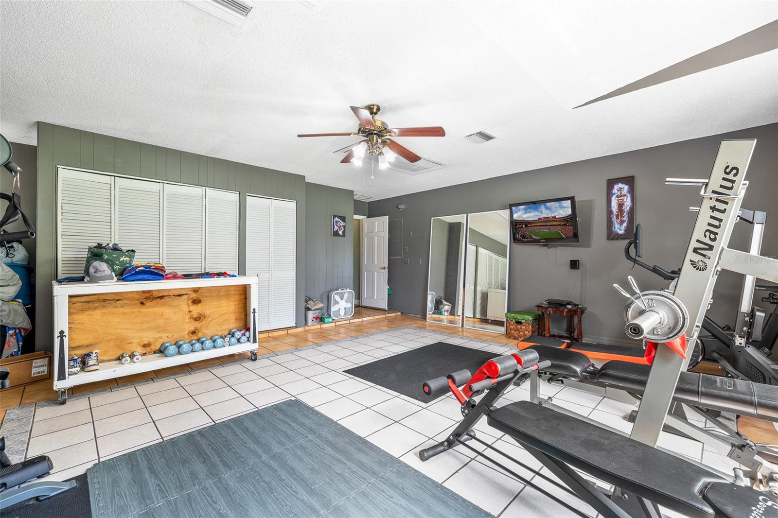 Image 29 of 53 For 2695 Hilliard Court