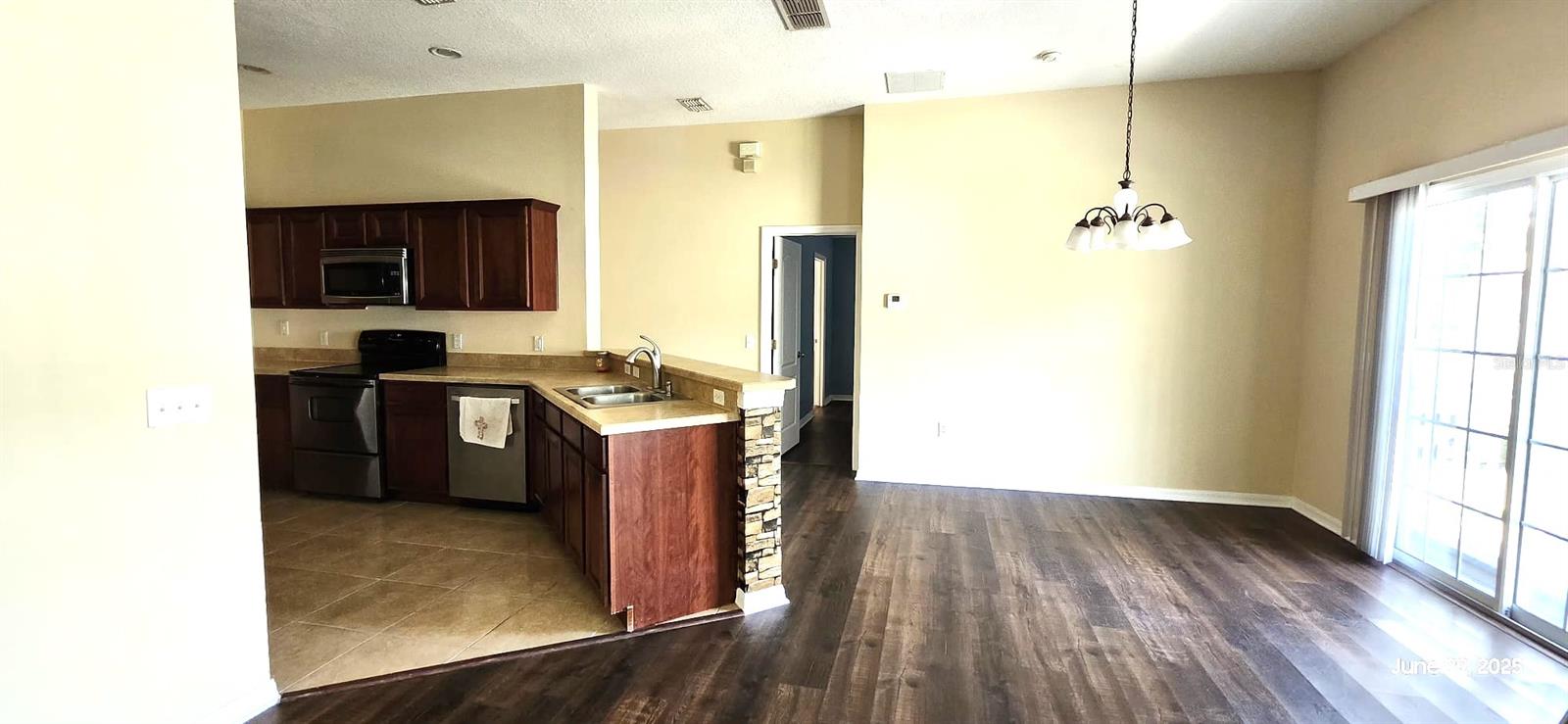 Image 12 of 38 For 7110 Red Lantern Drive 23