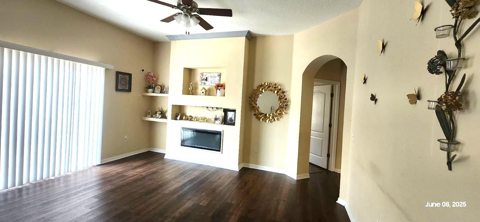 Image 8 of 38 For 7110 Red Lantern Drive 23