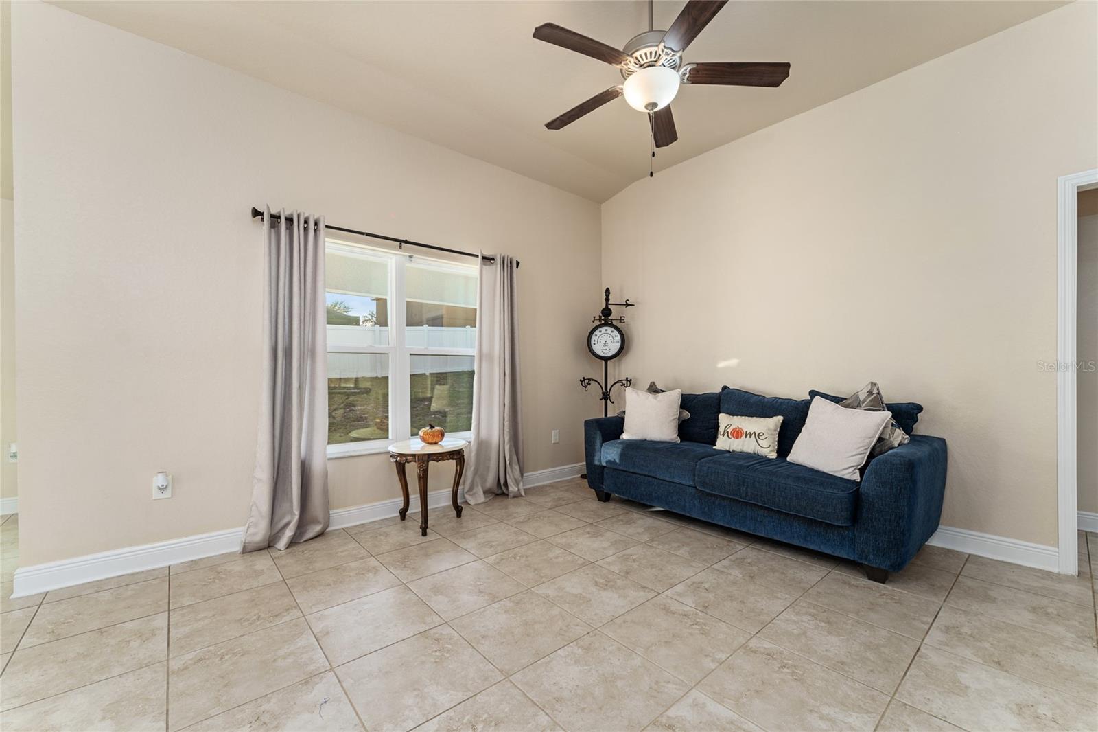 Image 31 of 40 For 1383 Buckeye Trace Boulevard