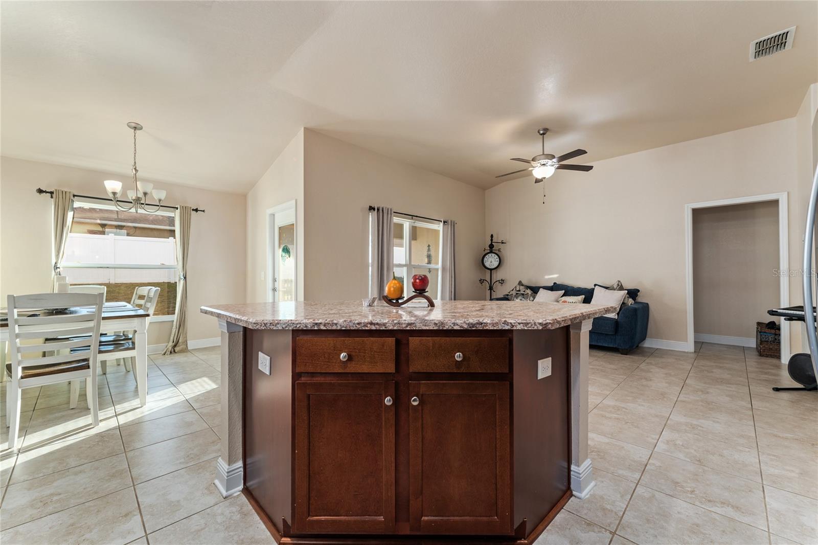 Image 34 of 40 For 1383 Buckeye Trace Boulevard
