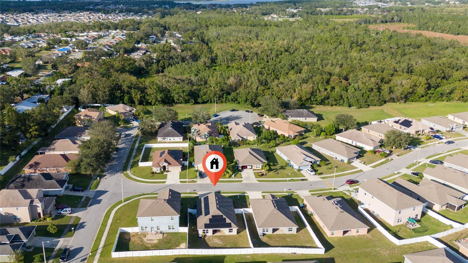 Image 8 of 40 For 1383 Buckeye Trace Boulevard