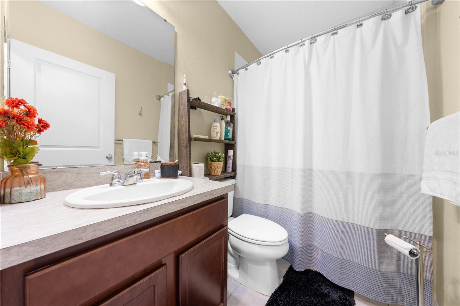 Image 18 of 41 For 739 Jefferson