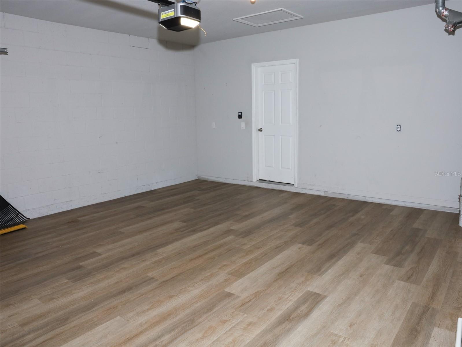Image 14 of 29 For 3342 Curlew Avenue