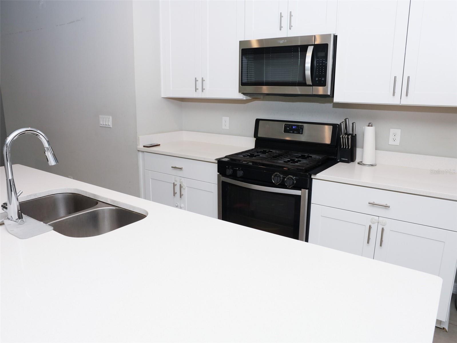 Image 21 of 29 For 3342 Curlew Avenue