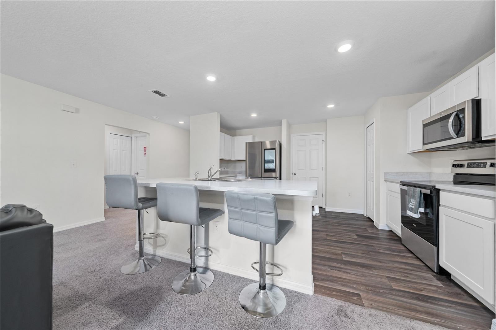Image 10 of 32 For 761 Parrot Court