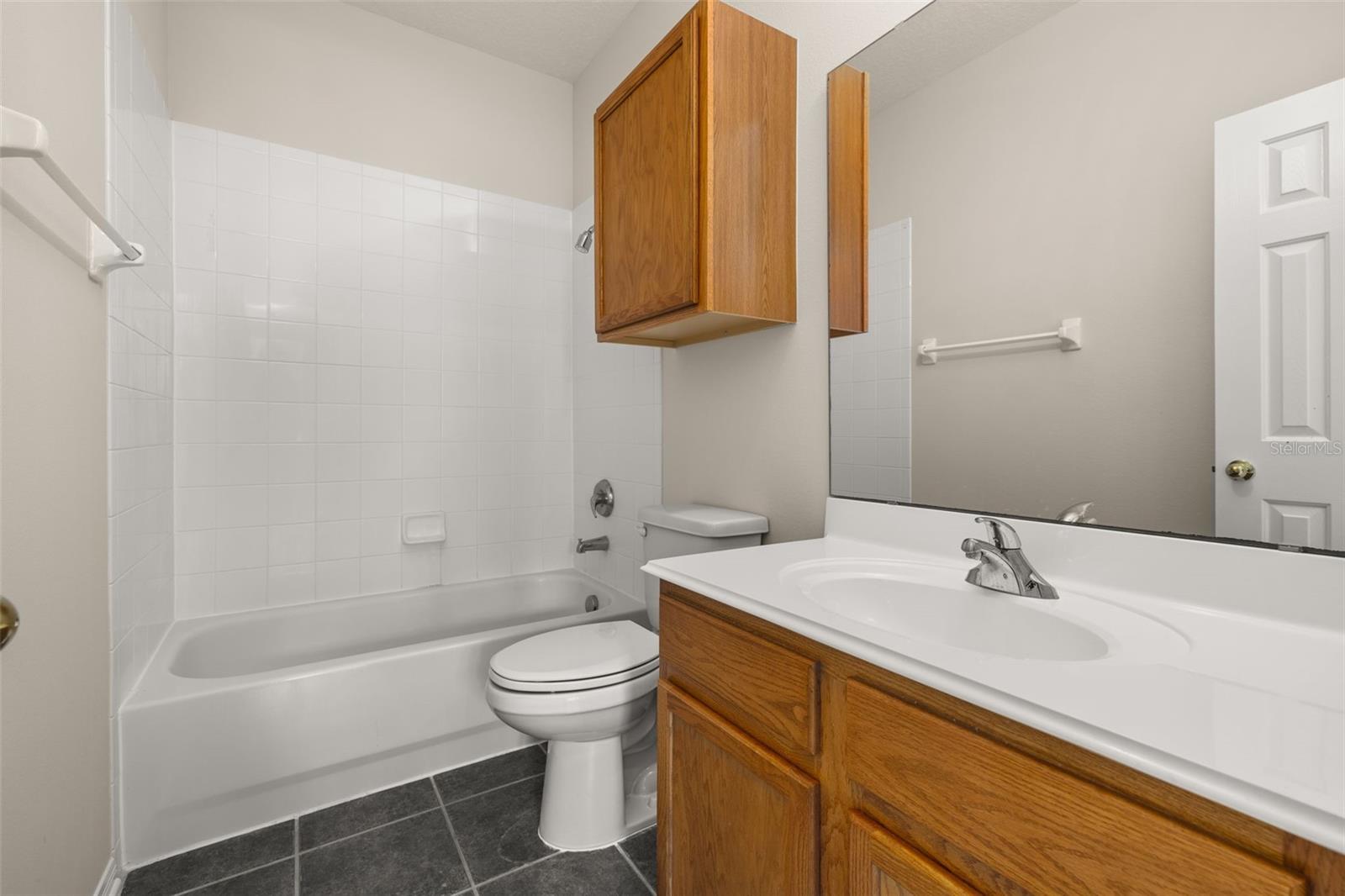 Image 37 of 46 For 900 Greenlawn Street