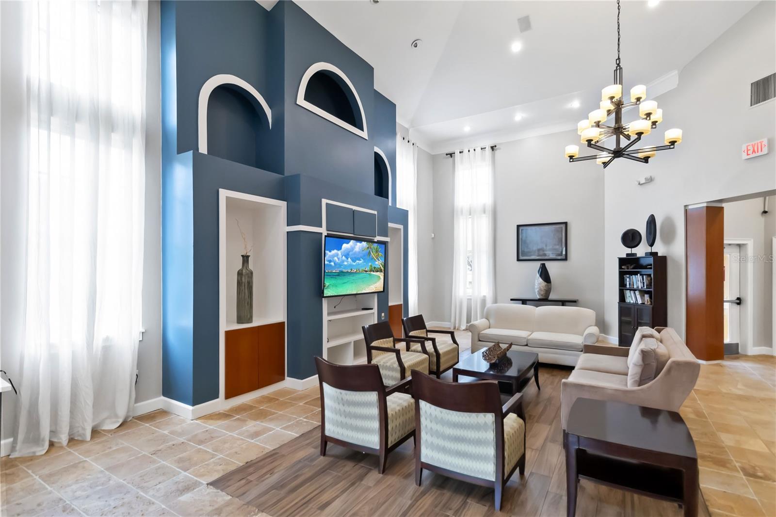 Image 19 of 23 For 8836 Villa View Circle 303