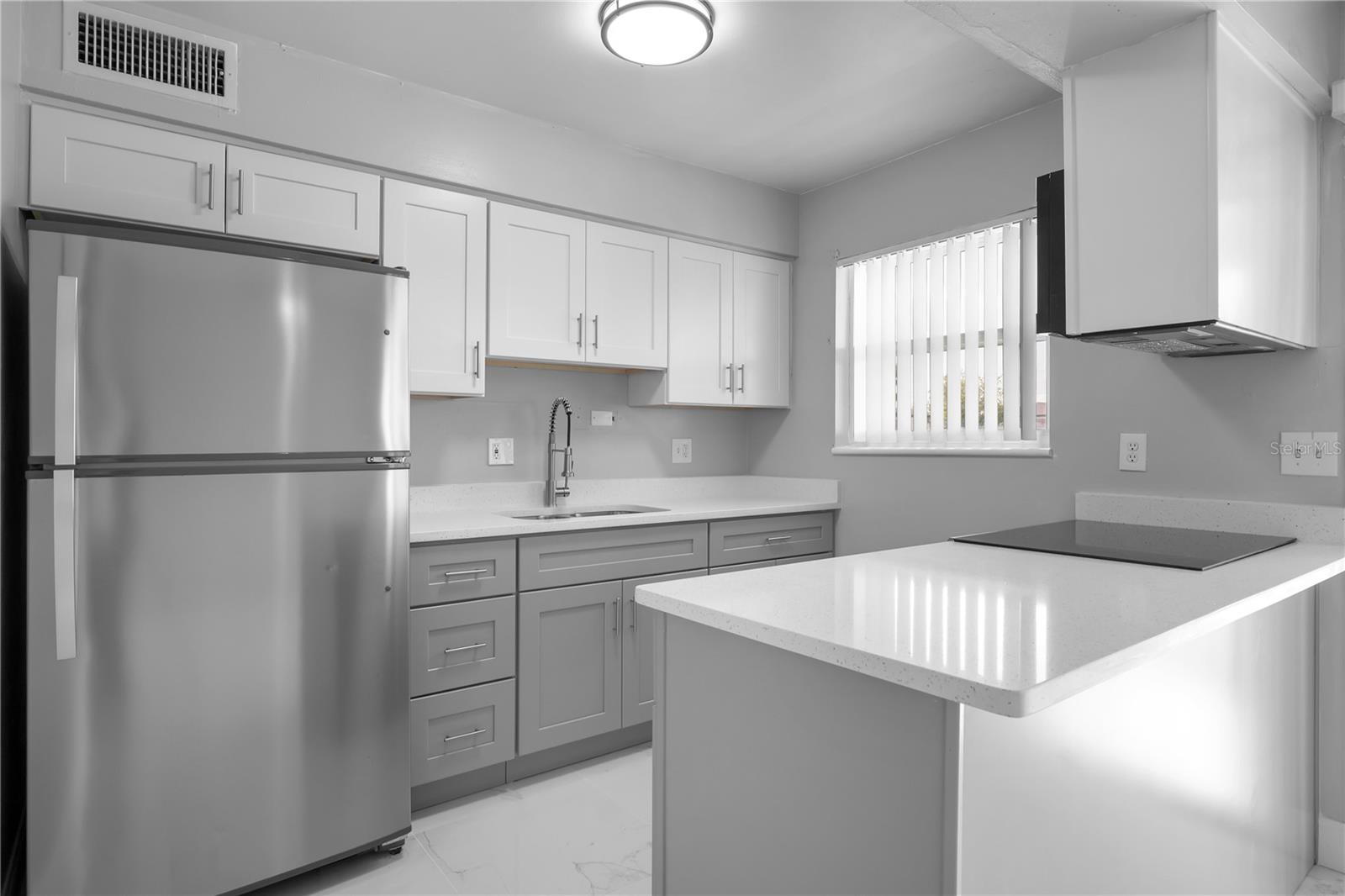 Image 7 of 24 For 5325 Curry Ford Road D203