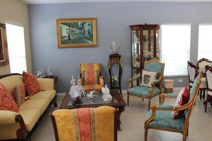 Image 10 of 79 For 10722 Clover Walk Dr